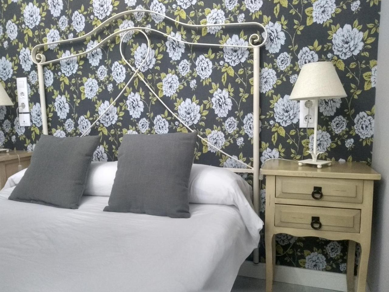 Apartamentos Columela Cádiz Kültér fotó